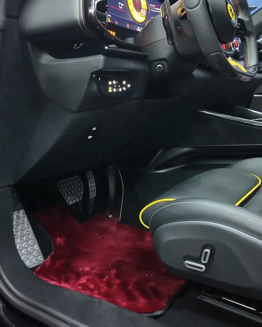 Ferrari · red